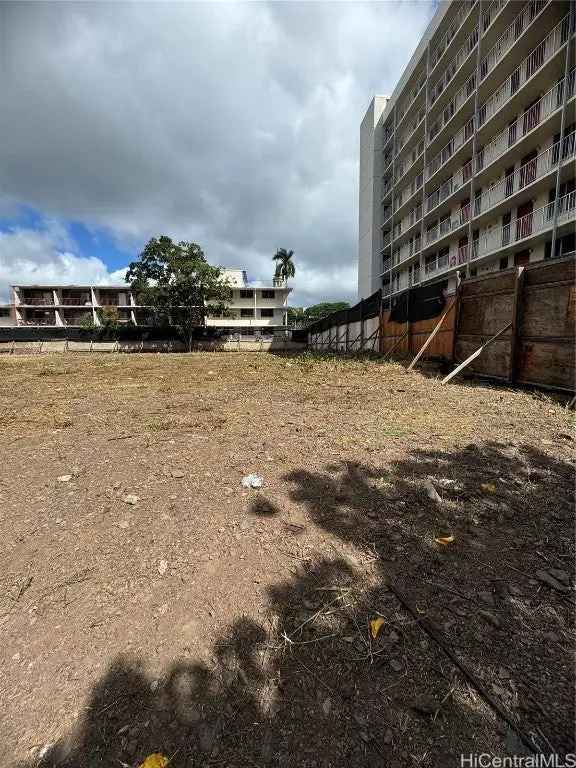 Land For Sale in 1632, Young Street, Honolulu, Hawaii