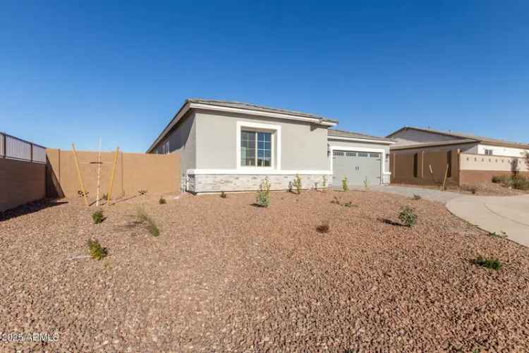 Single-family house For Sale in 24040, North 172nd Avenue, Surprise, Arizona