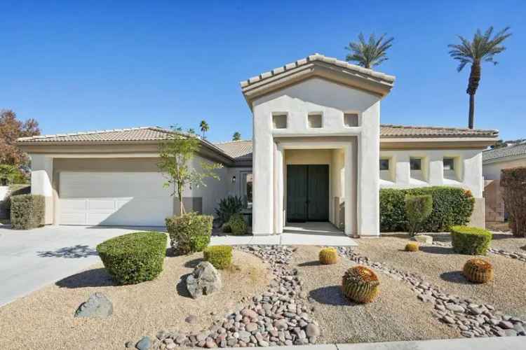 Single-family house For Sale in 35872, Calle Sonoma, Cathedral City, California