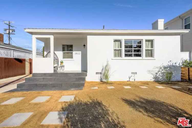 Single-family house For Sale in 3822, McLaughlin Avenue, Los Angeles, California