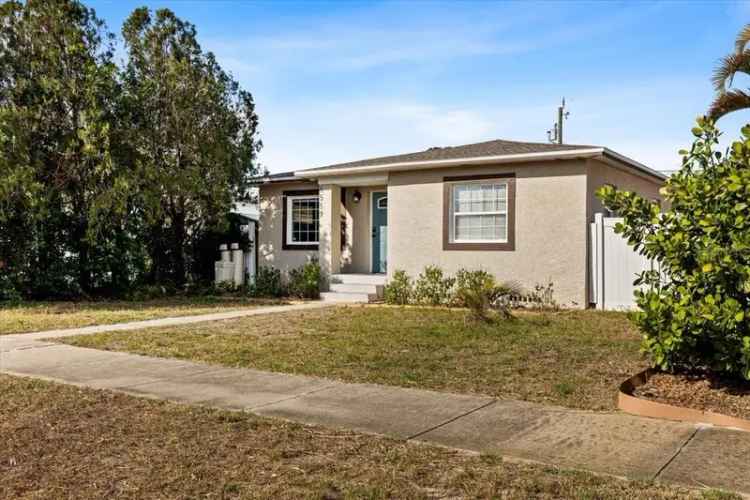 Single-family house For Sale in 6559, 3rd Avenue South, Saint Petersburg, Florida