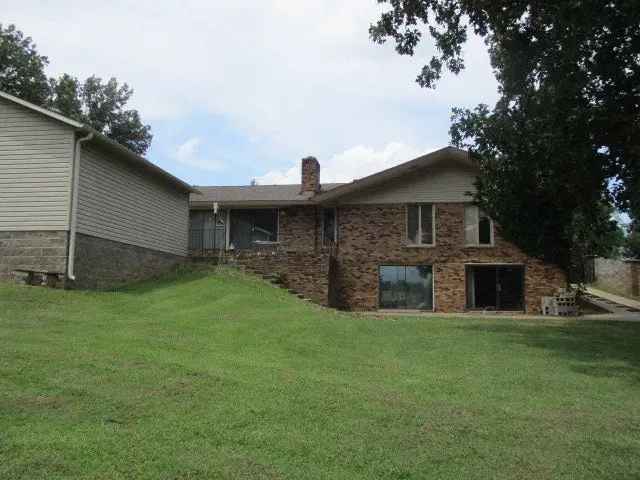 Single-family house For Sale in 1700, Barnhill Road, Paragould, Arkansas