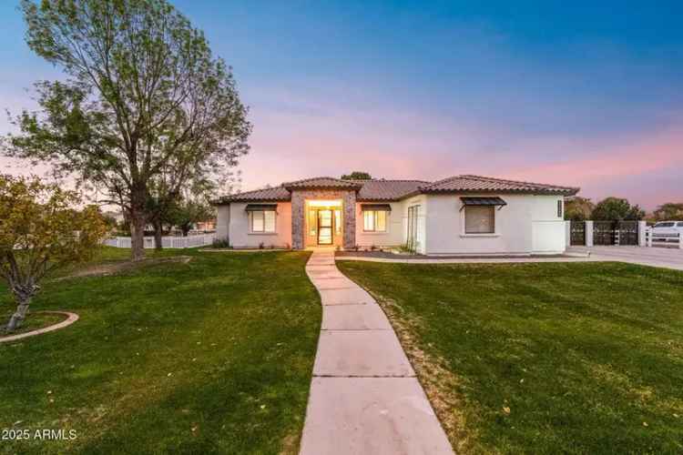 Single-family house For Sale in 21086, East Mewes Road, Queen Creek, Arizona