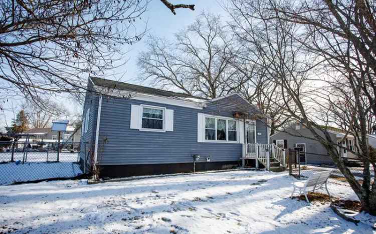 Single-family house For Sale in 53, Great Plain Road, Norwich, Connecticut