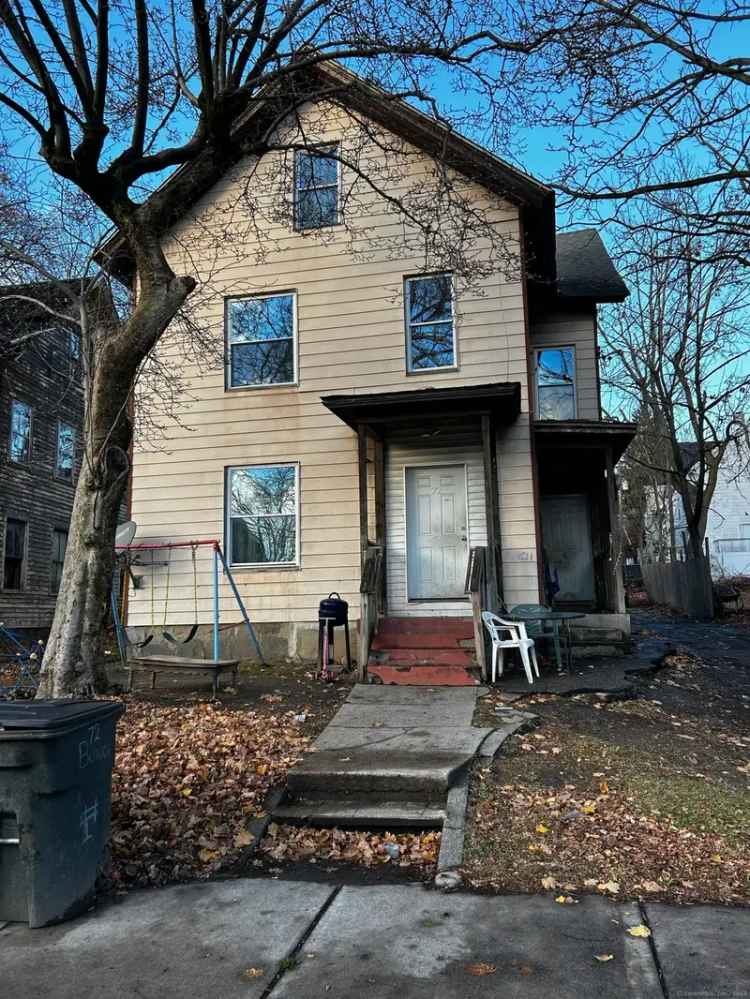 Multi-family house For Sale in 72, Burton Street, Waterbury, Connecticut