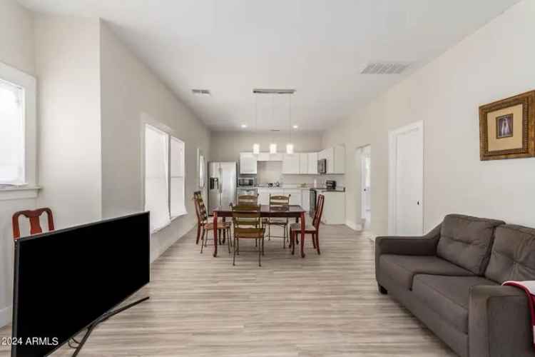 Duplex For Sale in Phoenix, Arizona