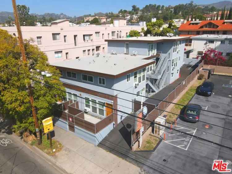 Multi-family house For Sale in 6061, Franklin Avenue, Los Angeles, California