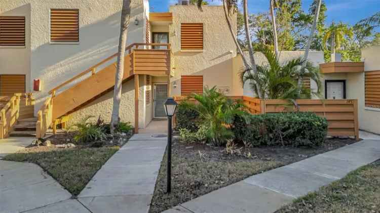 Condo For Sale in 144, Wild Palm Drive, South Bradenton, Florida