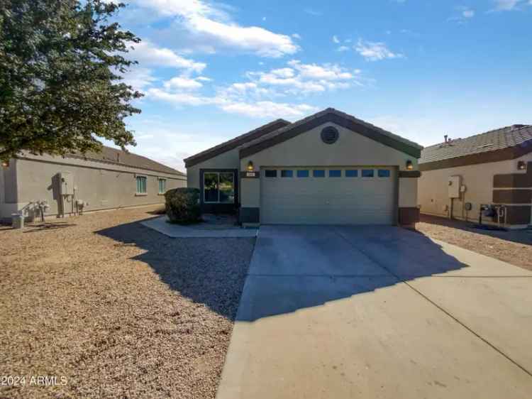 Single-family house For Sale in 329, East Payton Street, San Tan Valley, Arizona