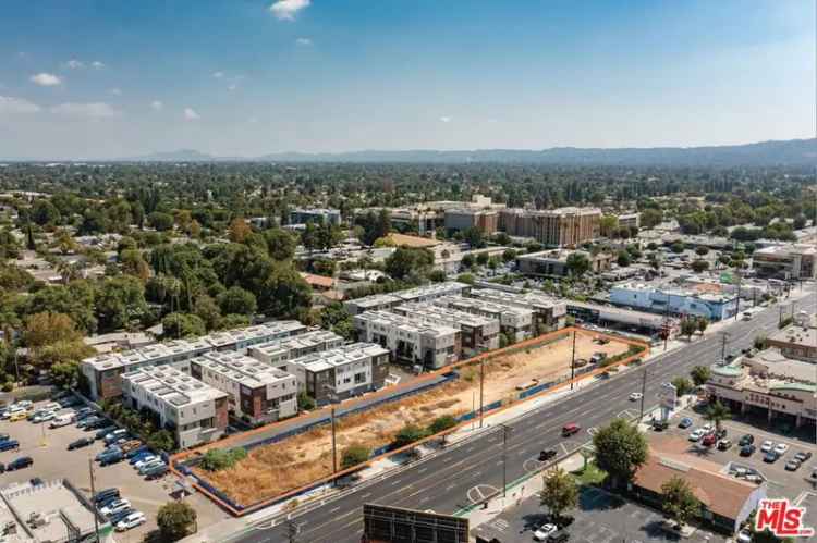 Land For Sale in 8350, Reseda Boulevard, Los Angeles, California