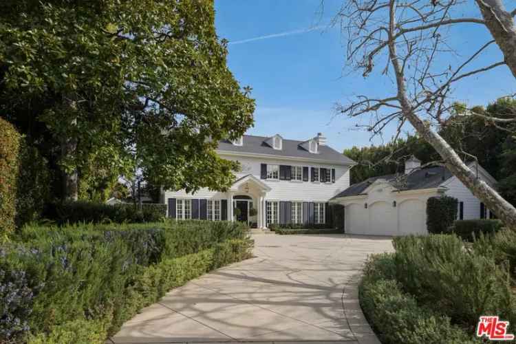 Single-family house For Sale in 130, South Cliffwood Avenue, Los Angeles, California