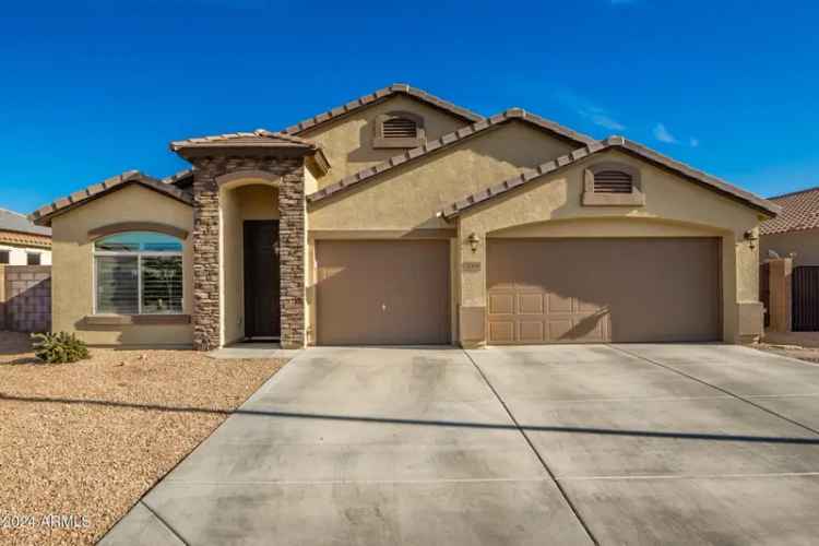 Single-family house For Sale in 21836, West Hopi Street, Buckeye, Arizona