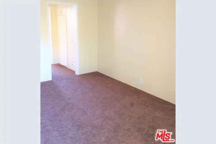 Multi-family house For Sale in Long Beach, California