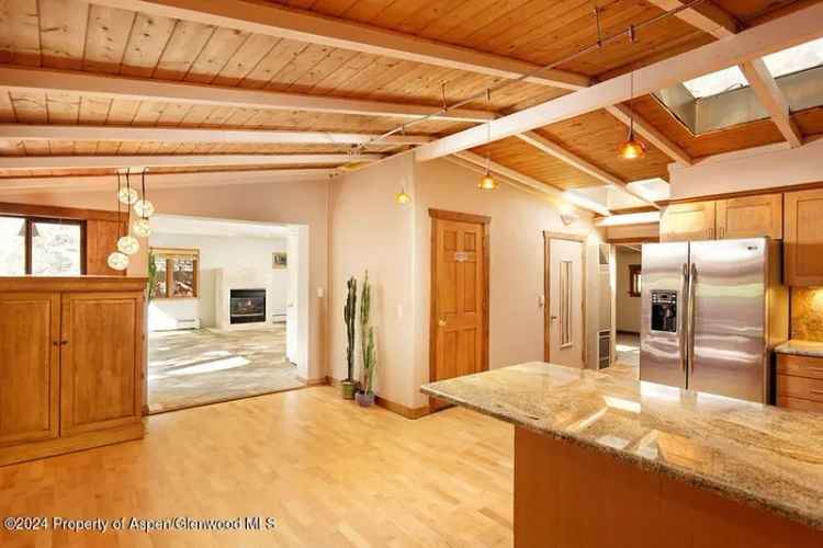 Single-family house For Sale in 311, Midland Avenue, Aspen, Colorado