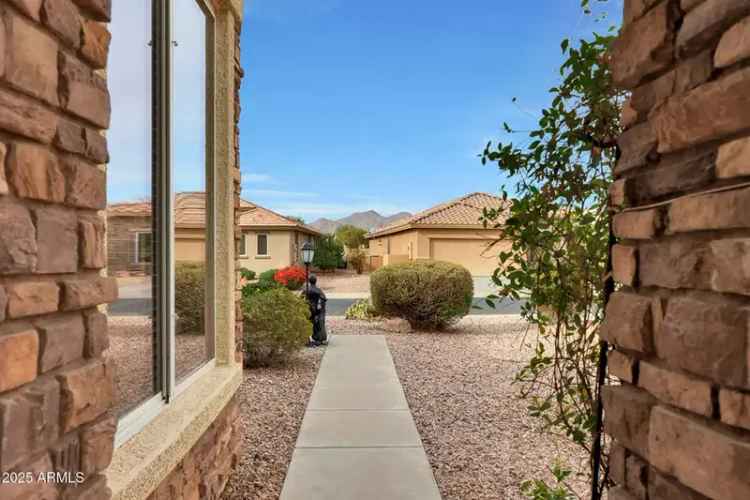 Single-family house For Sale in 22555, West Antelope Trail, Buckeye, Arizona