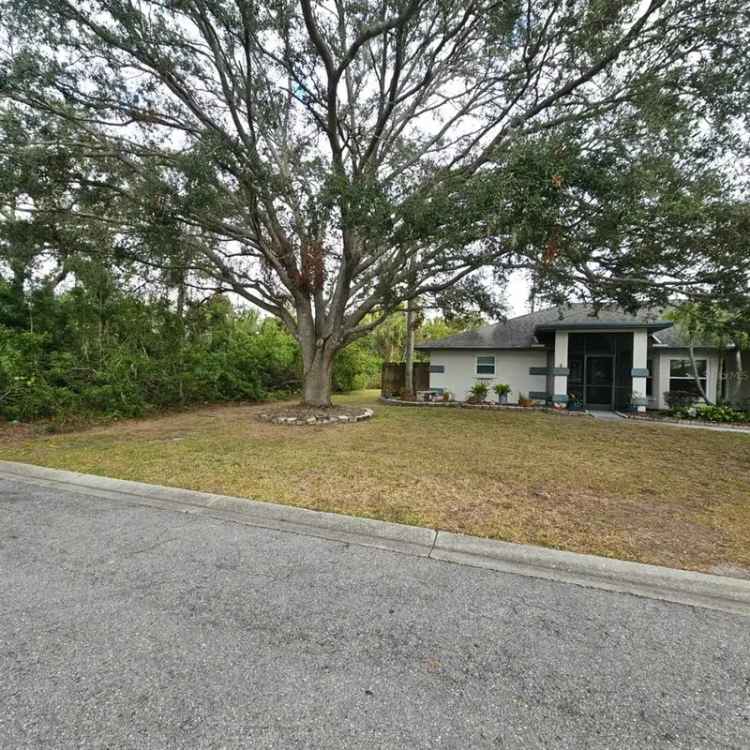 Single-family house For Sale in 4553, 31st Court East, Bradenton, Florida