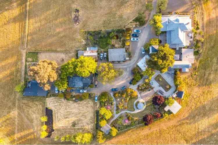 Multi-family house For Sale in Petaluma, California