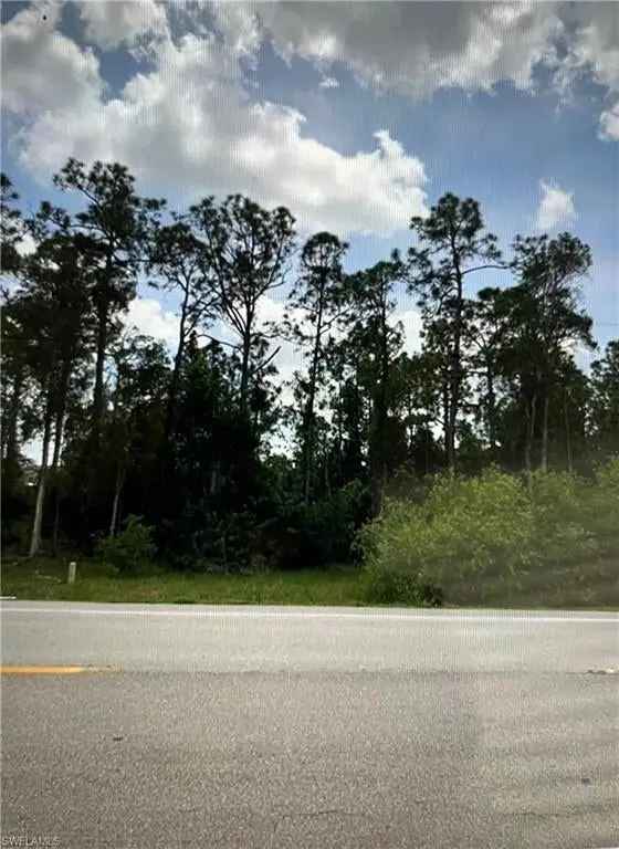 Land For Sale in Fort Myers, Florida