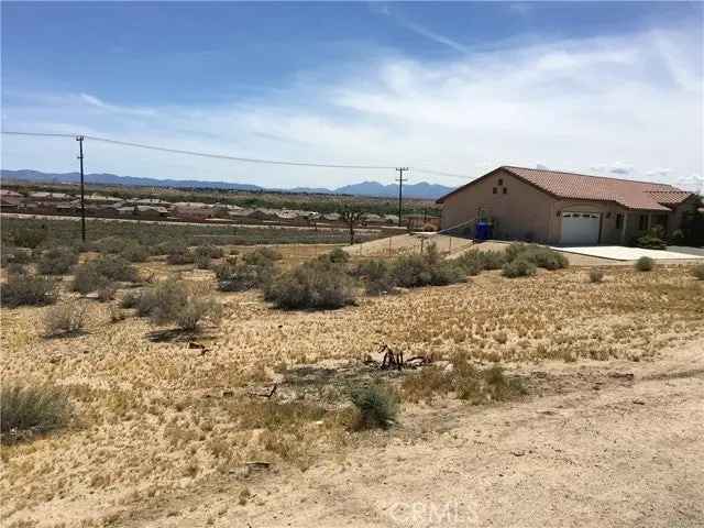 Land For Sale in Apple Valley, California