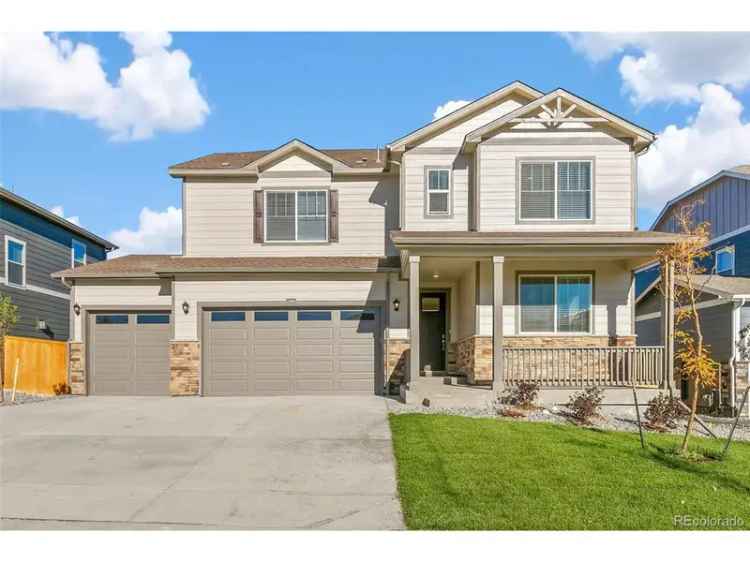 Single-family house For Sale in Parker, Colorado