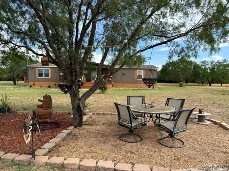 Single-family house For Sale in McLendon-Chisholm, Texas