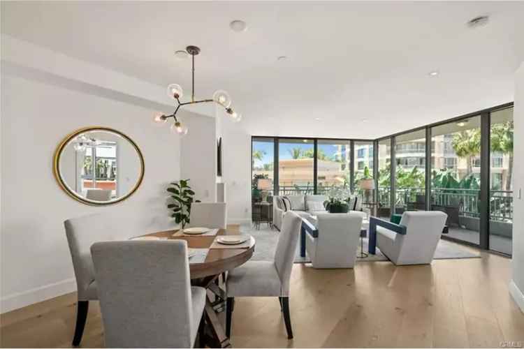 Condo For Sale in Irvine, California