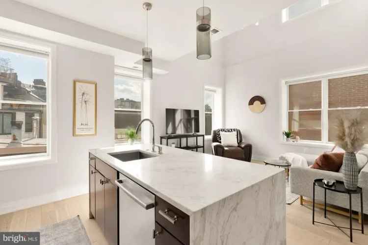 Condo For Sale in Washington, District of Columbia