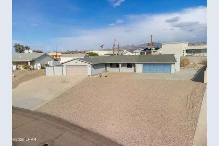 Single-family house For Sale in 1580, Neptune Drive, Lake Havasu City, Arizona