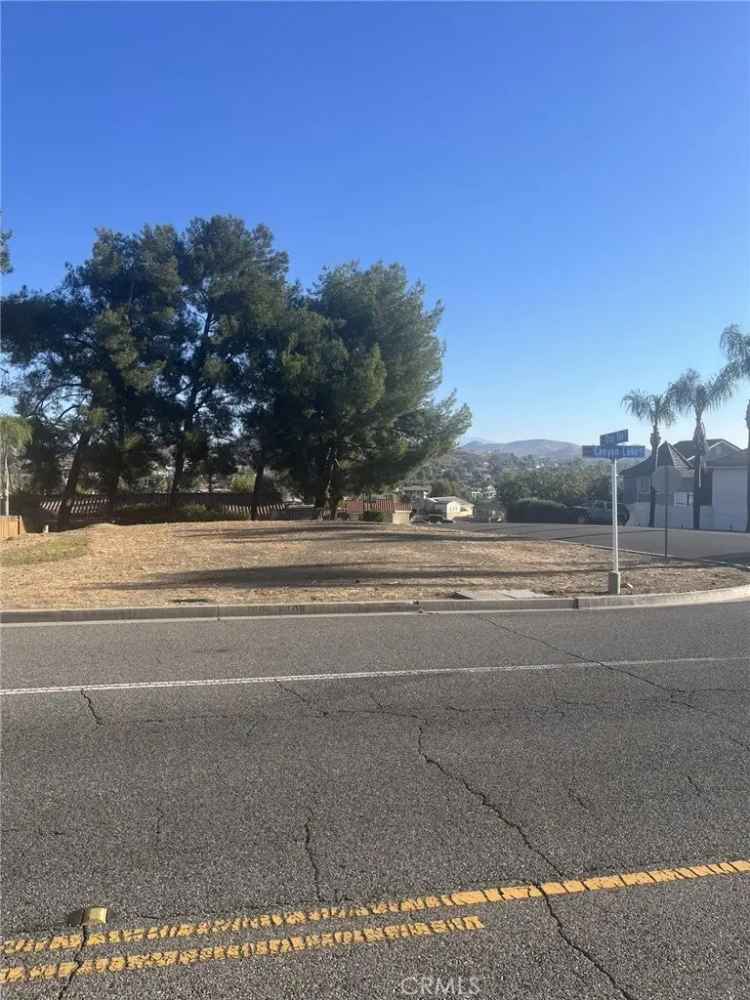 Land For Sale in Canyon Lake, California