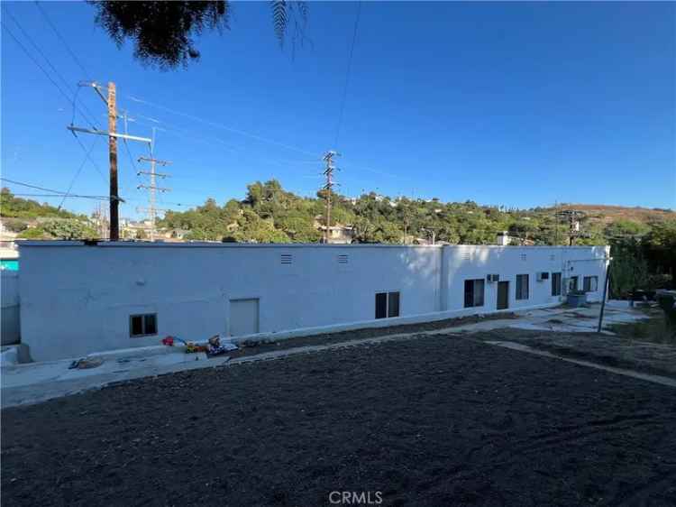 Single-family house For Sale in 3359, Sierra Street, Los Angeles, California