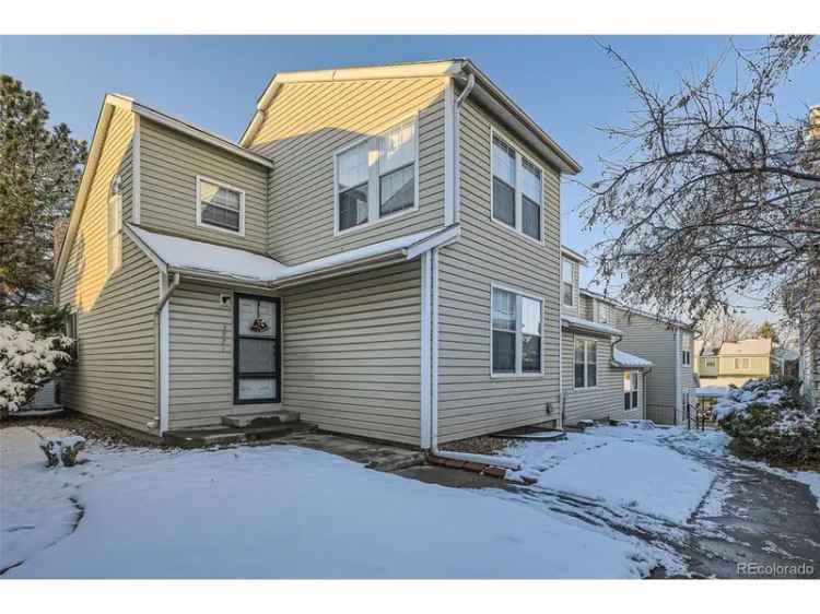 Single-family house For Sale in Thornton, Colorado