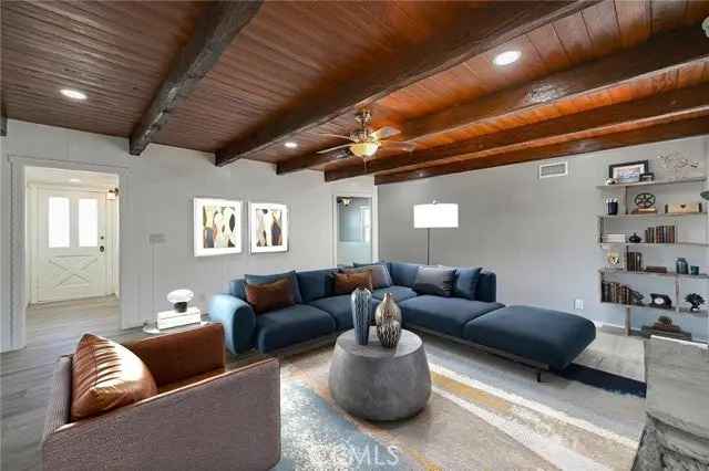 Single-family house For Sale in 200, East Greenwood Avenue, La Habra, California