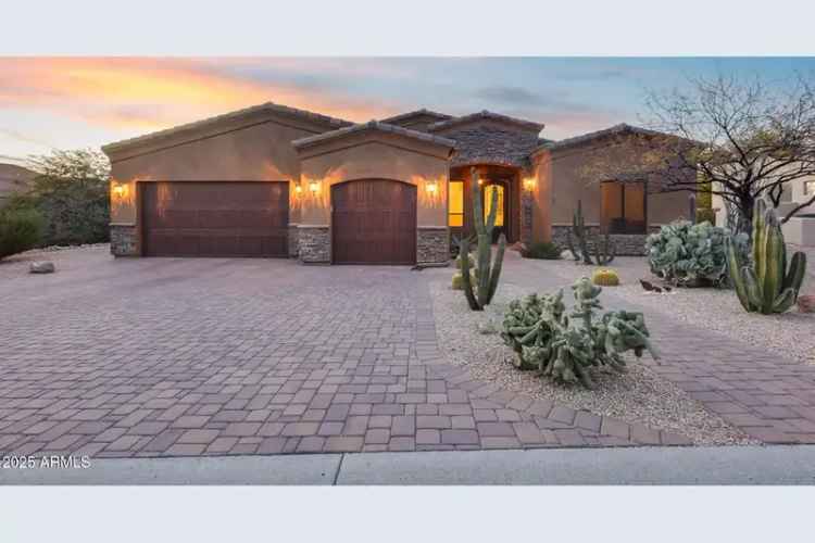 Single-family house For Sale in 28370, North 113th Way, Scottsdale, Arizona