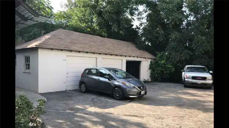 Multi-family house For Sale in 4206, Arch Drive, Los Angeles, California