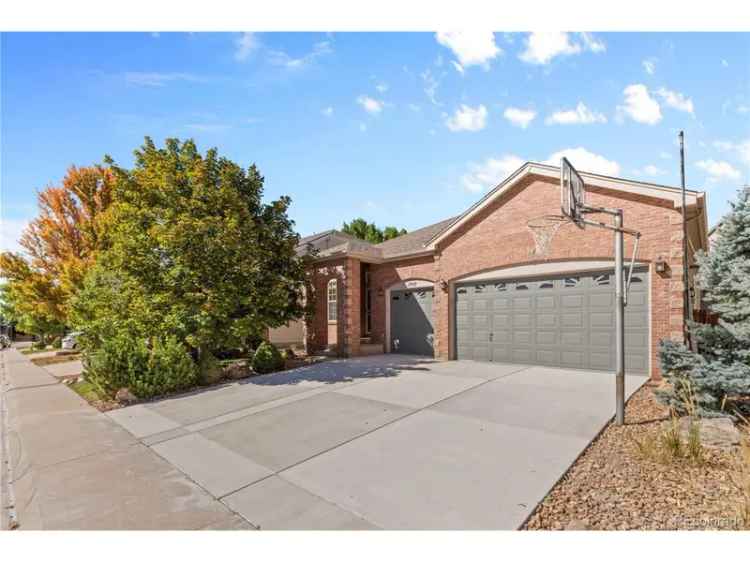 Single-family house For Sale in Castle Rock, Colorado