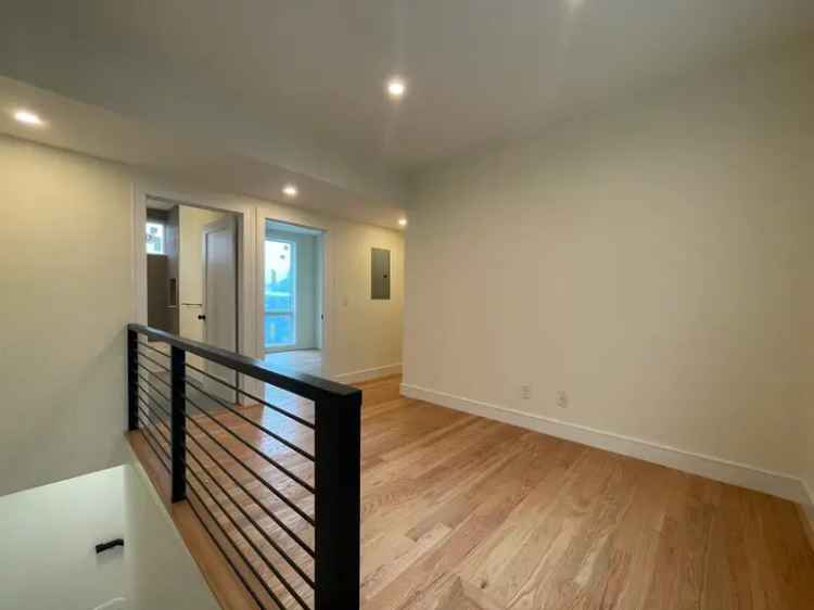 3-Bedroom Brookline Apartment near Northeastern University