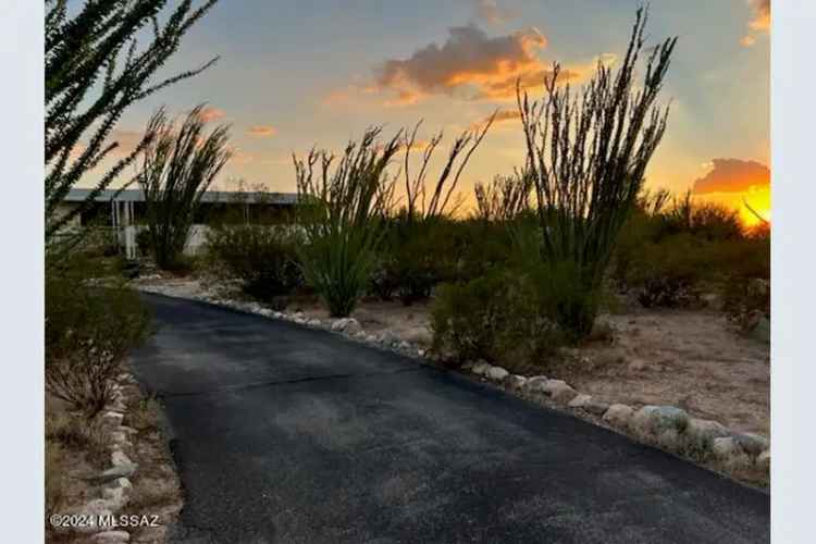 Single-family house For Sale in Tucson, Arizona