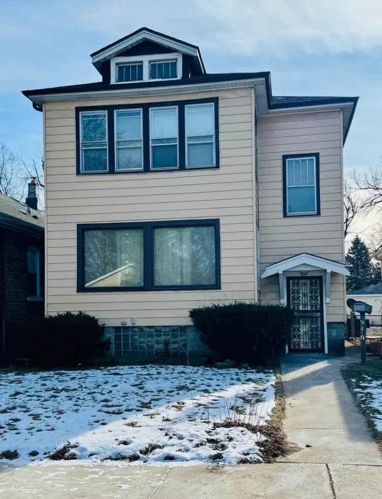 Multi-family house For Sale in 707, West 117th Street, Chicago, Illinois