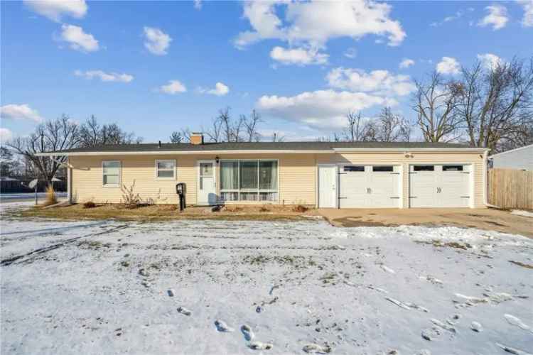 Single-family house For Sale in 158, Mayden Avenue Southwest, Cedar Rapids, Iowa