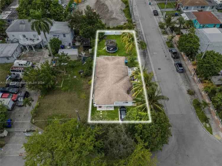 Multi-family house For Sale in 301, Northwest 34th Street, Miami, Florida