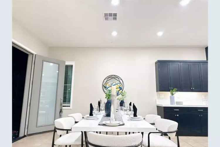 Condo For Sale in 158, Scale, Irvine, California