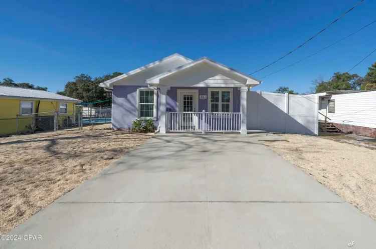 Single-family house For Sale in 351, Azalea Drive, Panama City Beach, Florida