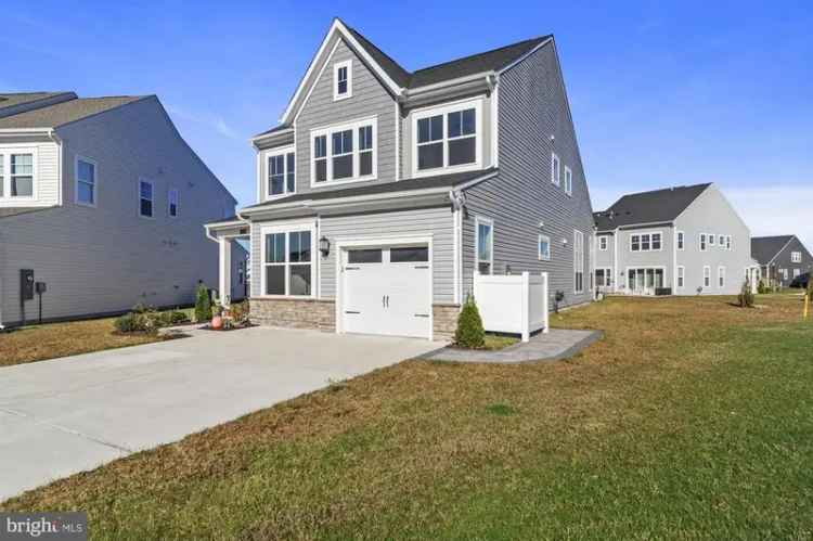 Single-family house For Sale in Millsboro, Delaware