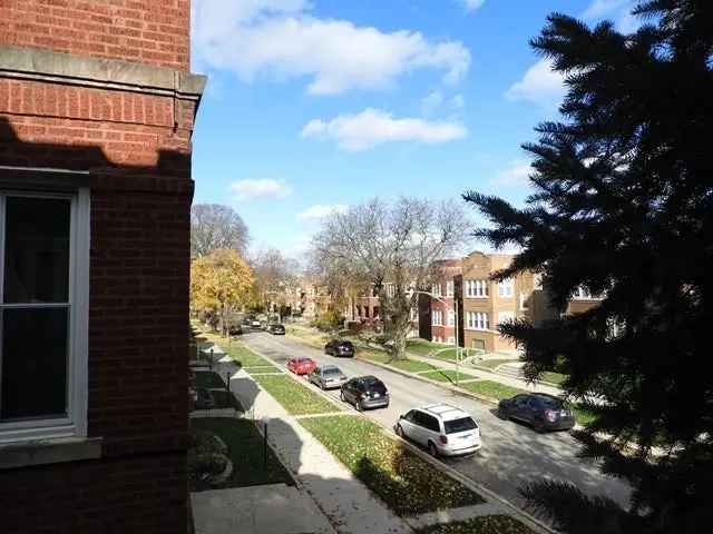 Multi-family house For Sale in 8154, South Sangamon Street, Chicago, Illinois