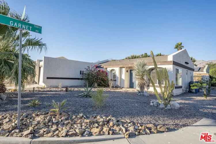 Single-family house For Sale in 3293, Mica Drive, Palm Springs, California