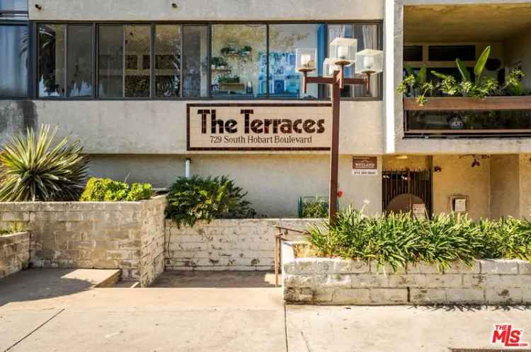 Condo For Sale in 729, South Hobart Boulevard, Los Angeles, California