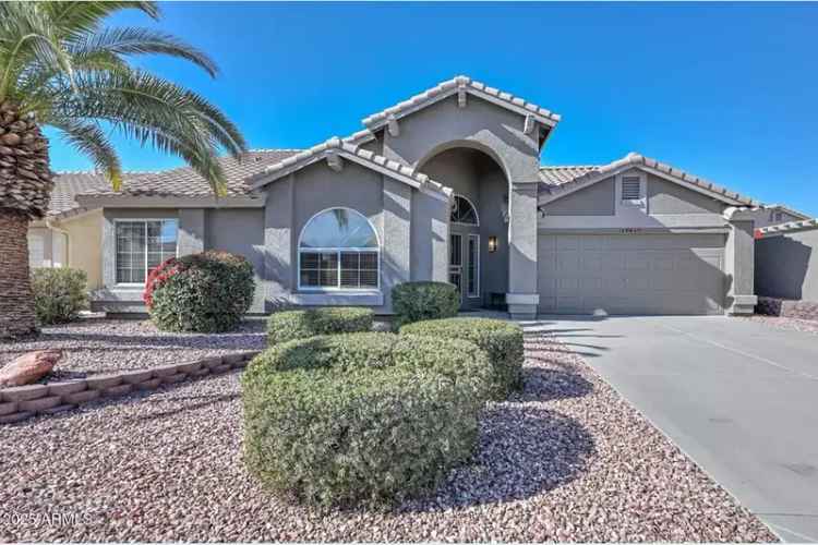 Single-family house For Sale in 18840, North 83rd Lane, Peoria, Arizona