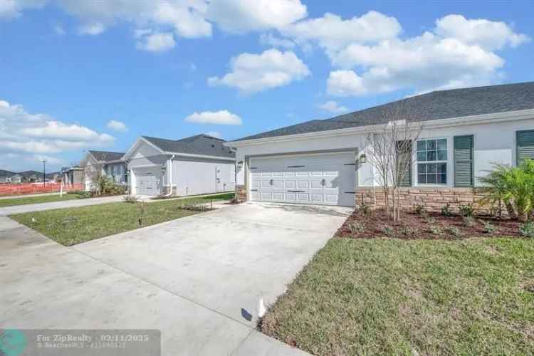 Condo For Sale in Port Saint Lucie, Florida