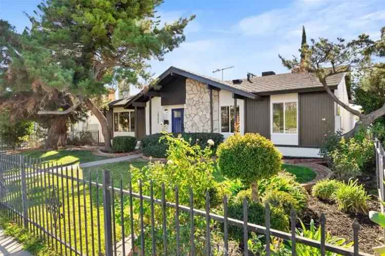 Single-family house For Sale in 16228, Plummer Street, Los Angeles, California