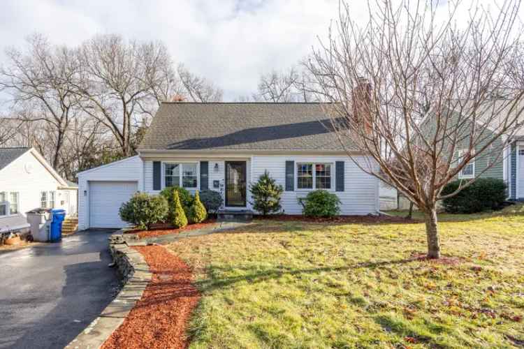 Single-family house For Sale in 63, Page Avenue, Bristol, Connecticut